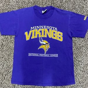 Vintage Minnesota Vikings Team Sport T Shirt